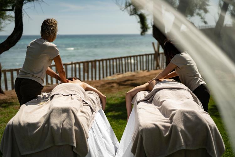 Seafront Couple Massage